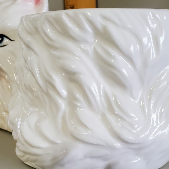 Vintage White Persian Cat Plant / Silk Flower Holder 8"L - Picture 8 of 13